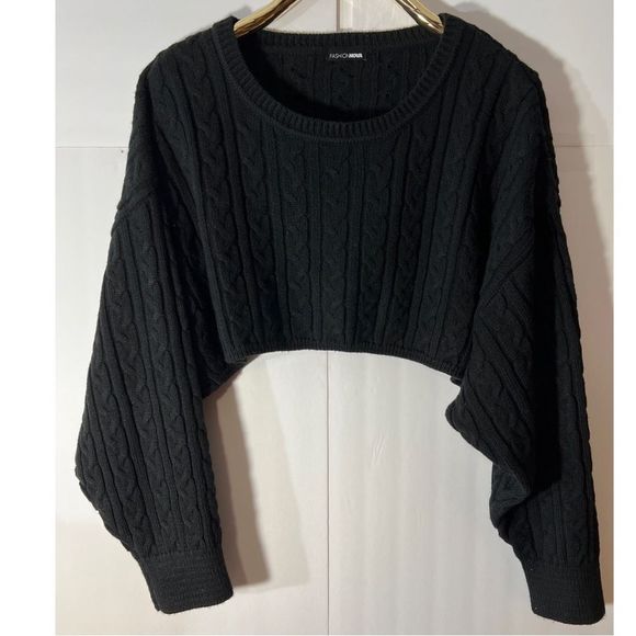 Fashion Nova Sweaters - Fashion Nova crop sweater size S